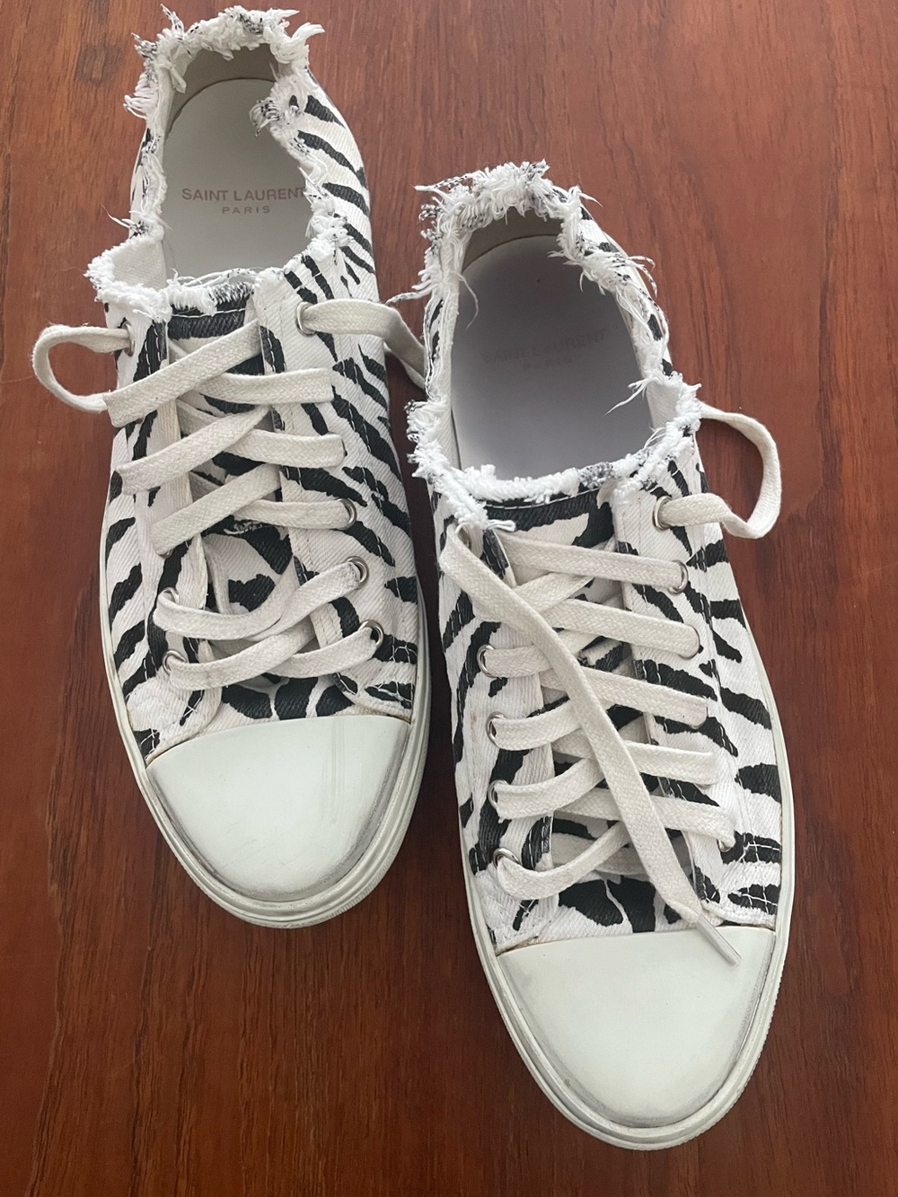 Saint Laurent low top canvas animal print sneakers size 40 (10 US)